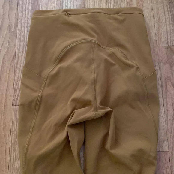 Lululemon sz 2 Fast and Free reflective high rise tights  NWOT - Picture 7 of 8